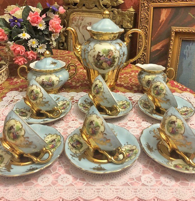Paragraaf passen Opmerkelijk Oud porselein mokka/mocca servies / theeservies set / compleet dresden-mintgroen - Servies compleet / set - Westenhof Paragraaf passen Opmerkelijk Oud porselein mokka/mocca servies / theeservies set / compleet dresden-mintgroen - Servies compleet / set - Westenhof