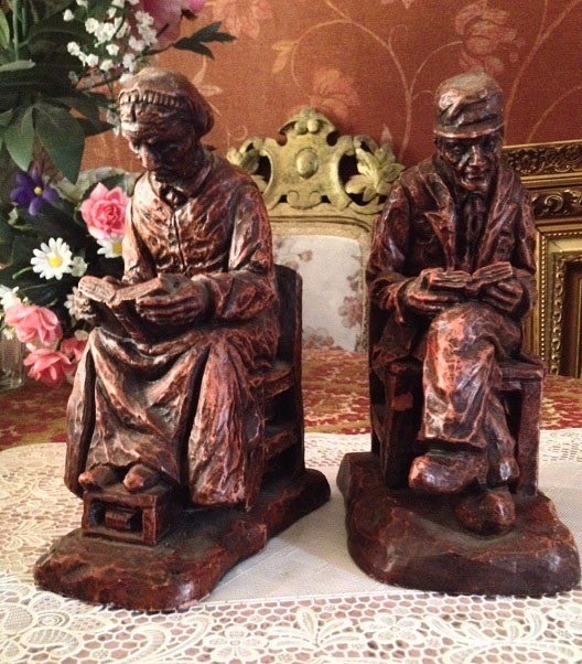 2 retro beelden man vrouw