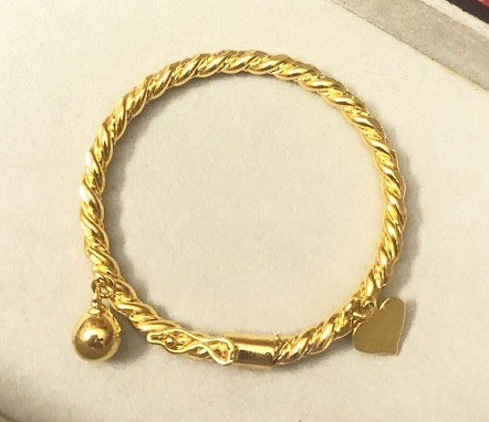 Ad21049 1  kinderarmbandje