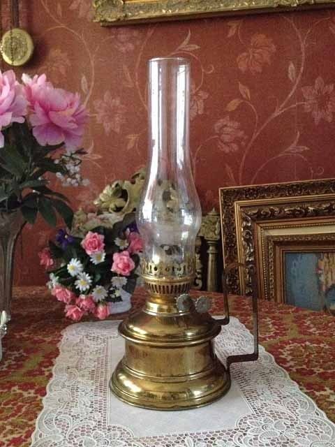 Antieke olielamp koperen goud 1