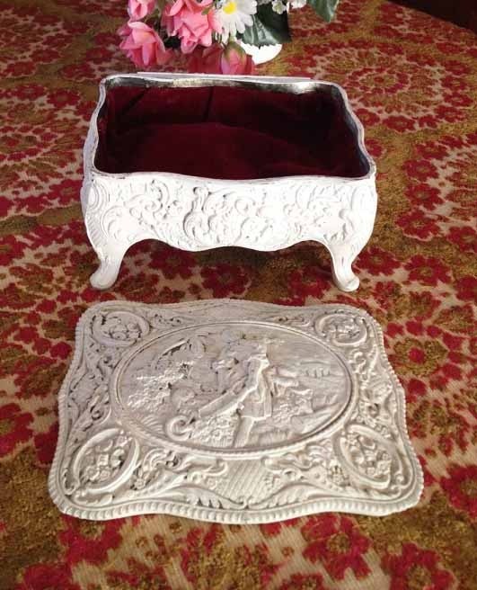 Antieke sieradendoos 8