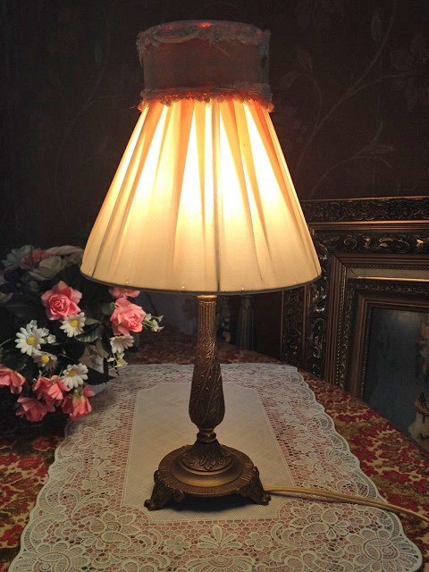 Antieke tafellamp  champagne lamp kap  3