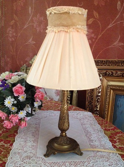 Antieke tafellamp  champagne lamp kap  6   kopie