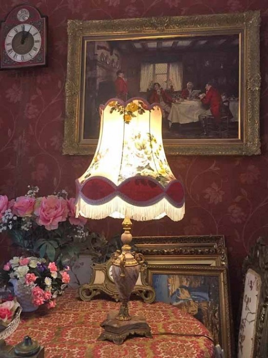 Brocante tafellamp antiek 10