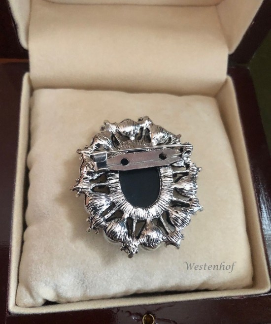 Db7101 3   broche camee