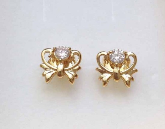 Gouden oorbellen hart knopjes 3