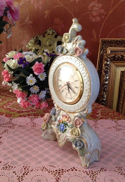 Klok porselein 4