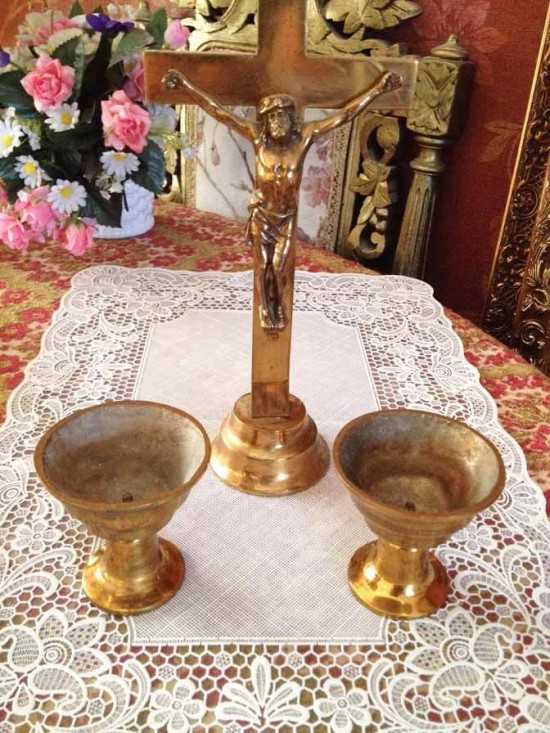 Kruis en kandelaars 1