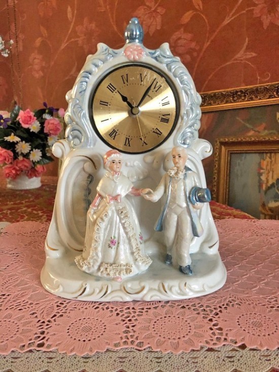 Kt218 porselein klok 8