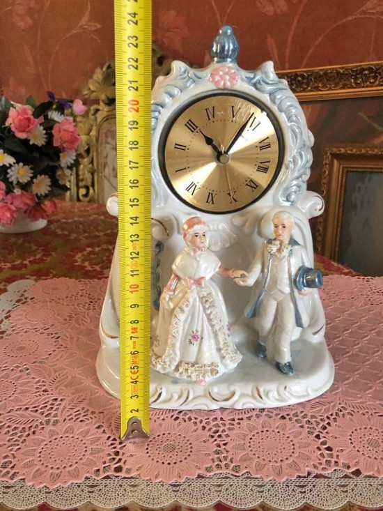 Kt218 porselein klok 9