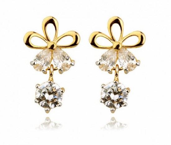 Ogd6440  goldfilled oorbellen bloem met zirkonia