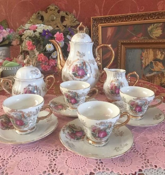 Sc1033 mokka servies compleet 1