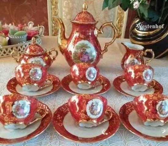 Sc1050  bavaria servies compleet 4  rood goud