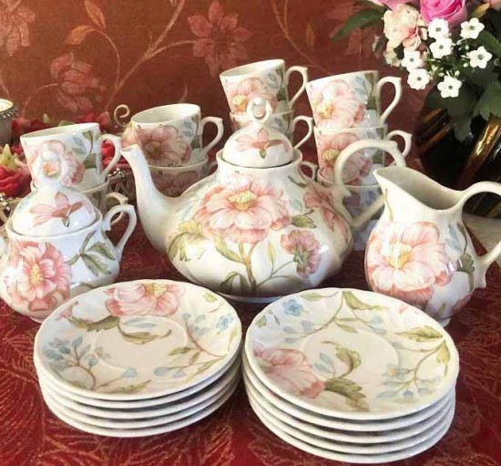 Sc1093 1   servies compleet