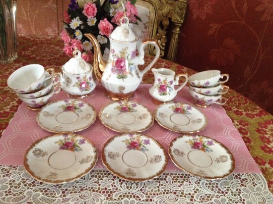 Servies wit rozen 7
