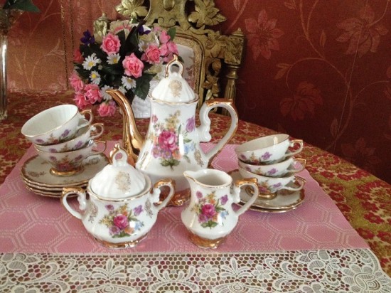 Servies wit rozen 9