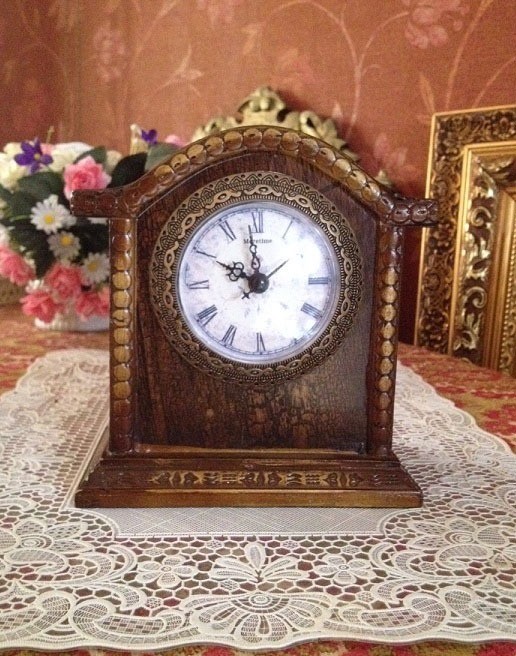 Superb large late 19th century florentine carved gilt wood mirror