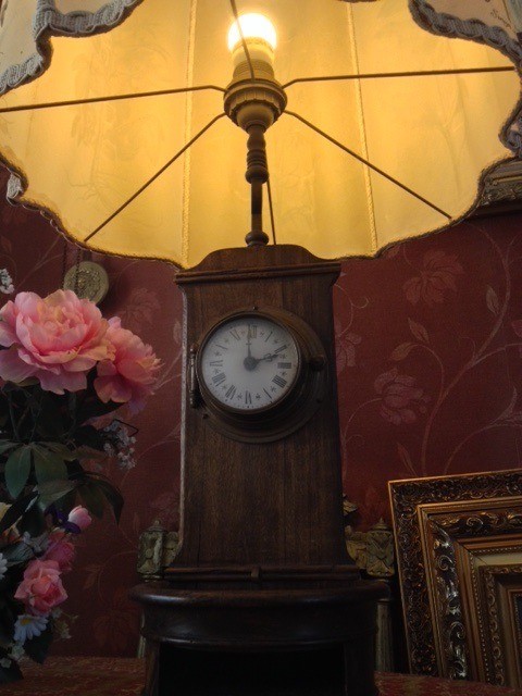 Tafellamp klok antiek 9 tafelklok