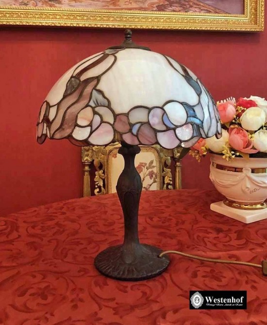 Vk30031 3   tiffany lamp   tafellamp