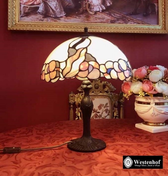 Vk30031 5   tiffany lamp   tafellamp