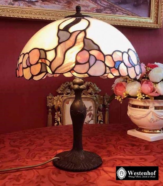 Vk30031 6   tiffany lamp   tafellamp