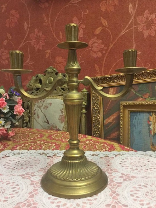 Vl k8018 antieke kandelaar 1