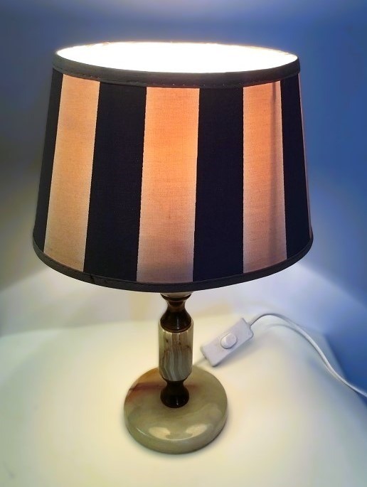 Vo623012 4   lamp