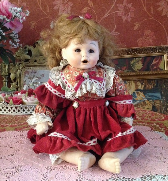 Vsp503 antieke pop porselein 2