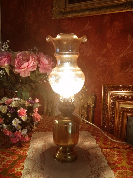 Vtl1063 olie lamp goud antiek  1