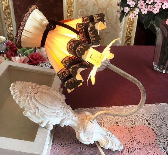 Vw293 8 brocante wandlamp