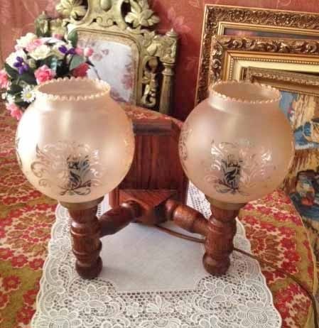 Wandlamp hout 2 bollen 7