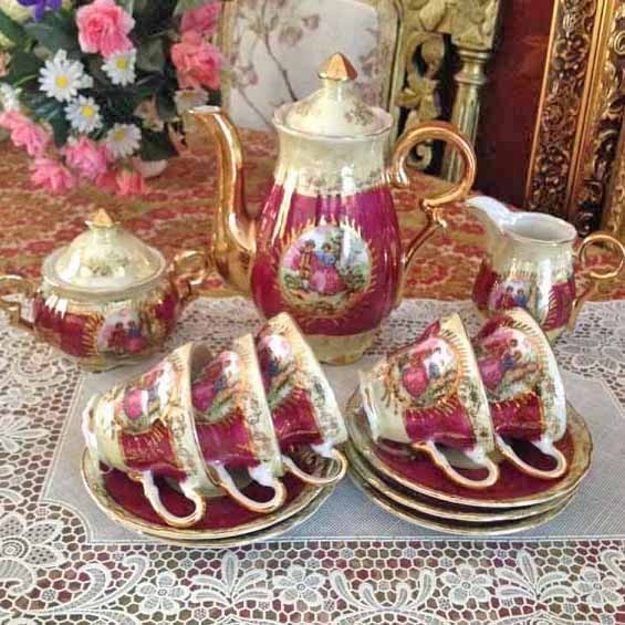 porselein mokka/thee servies compleet,dresden/limoges man vrouw vintage/retro,rood met goud - Servies compleet / set Westenhof