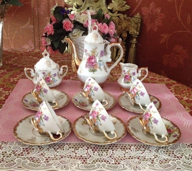 mokka/mocca/thee servies vintage/retro rozen wit-goud - Servies compleet / set - Westenhof