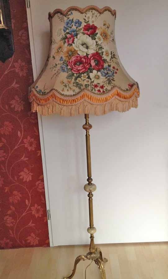 Brocante Jordaanse staande lamp/vloerlamp messing,onyx stenen lampvoet antiek,crème stoffen lampenkap bloemen/rozen - Staande / Vloerlampen - Westenhof