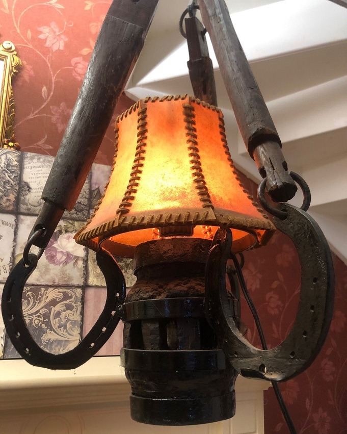 Cottage hanglamp vintage / retro hout, metaal / ijzer zwart met leren lampenkap bruin - Hanglampen -