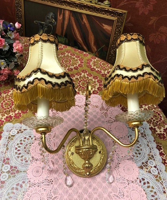 2 Arms retro brocante kristallen koper goud, antieke barok crème stoffen lampenkapjes franjes - Wandlampen / Lampen Westenhof